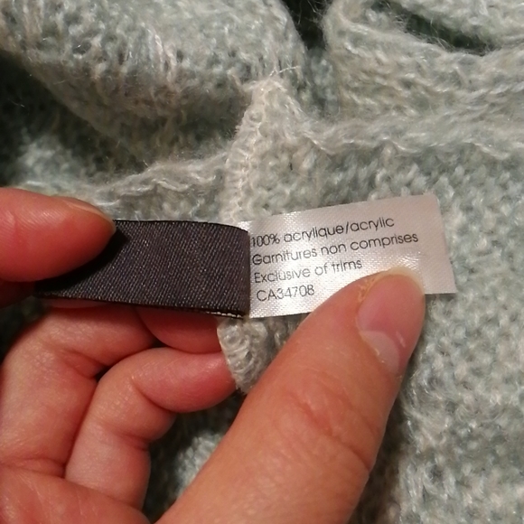 NWOT Bizou knit circle scarf - Picture 5 of 8